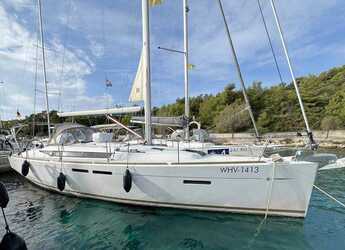 Rent a sailboat in Marina Yachtwerft Ramin - Sun Odyssey 409
