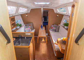 Alquilar velero en Marina di Palermo La Cala - Sun Odyssey 319