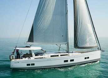 Rent a sailboat in Marina Zeas - Hanse 588 - 3 + 1 cab.