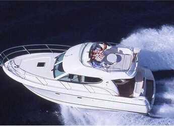 Rent a motorboat in Alimos Marina - Prestige 32 Fly