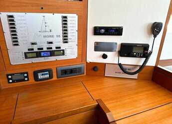 Alquilar velero en Marina Baotić - More 55