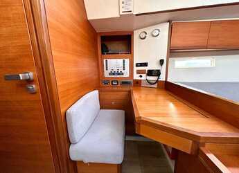 Alquilar velero en Marina Baotić - More 55