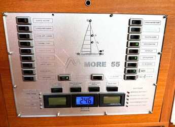 Alquilar velero en Marina Baotić - More 55