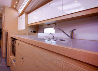 Alquilar velero en Nea Peramos - Dufour 390