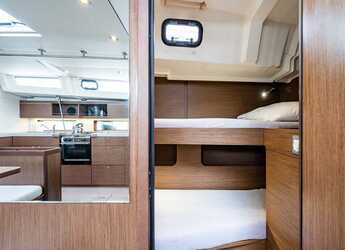 Chartern Sie segelboot in Nea Peramos - Oceanis 46.1