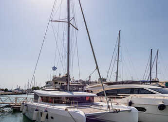 Alquilar catamarán en Nea Peramos - Lagoon 42