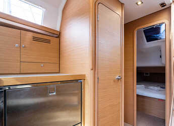 Rent a sailboat in Nea Peramos - Dufour 460 Grand Large