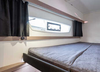 Rent a catamaran in D-Marin Marina Lefkas - Isla 40