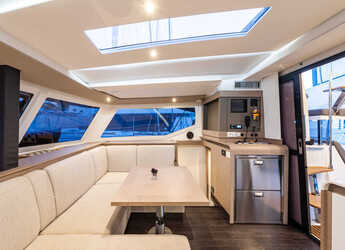 Rent a catamaran in D-Marin Marina Lefkas - Isla 40