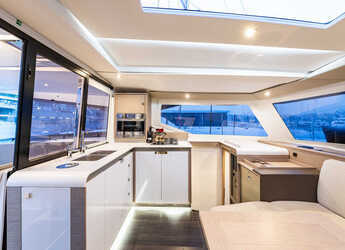 Rent a catamaran in D-Marin Marina Lefkas - Isla 40