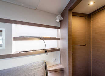 Rent a catamaran in D-Marin Marina Lefkas - Isla 40