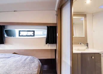 Rent a catamaran in D-Marin Marina Lefkas - Isla 40