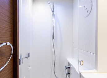 Rent a catamaran in D-Marin Marina Lefkas - Lagoon 450 F