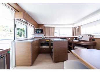 Rent a catamaran in D-Marin Marina Lefkas - Lagoon 450 F