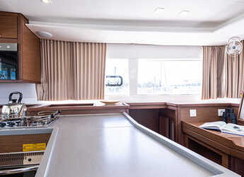 Rent a catamaran in D-Marin Marina Lefkas - Lagoon 450 F