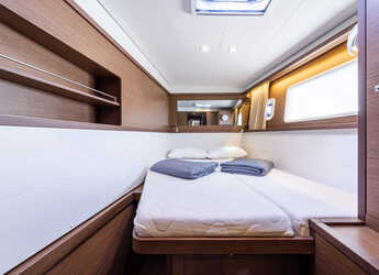 Rent a catamaran in D-Marin Marina Lefkas - Lagoon 450 F