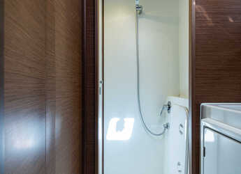 Rent a catamaran in D-Marin Marina Lefkas - Lagoon 42