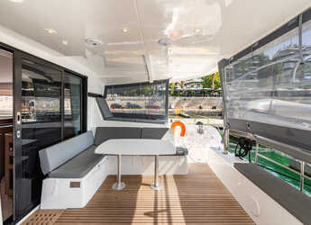 Rent a catamaran in D-Marin Marina Lefkas - Lagoon 42