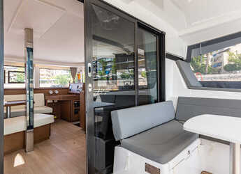 Rent a catamaran in D-Marin Marina Lefkas - Lagoon 42