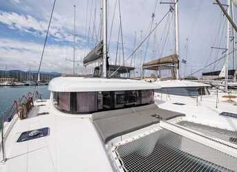 Rent a catamaran in Nea Peramos - Lagoon 42