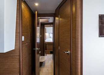 Rent a catamaran in Nea Peramos - Lagoon 42