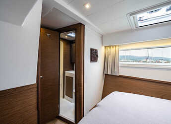 Rent a catamaran in Nea Peramos - Lagoon 42