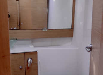 Rent a sailboat in D-Marin Lefkas Marina - Dufour 412 Grand large