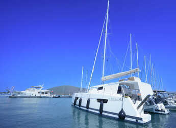 Rent a catamaran in D-Marin Marina Lefkas - Astréa 42
