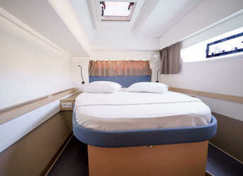 Rent a catamaran in D-Marin Marina Lefkas - Astréa 42