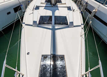 Rent a sailboat in D-Marin Marina Lefkas - Hanse 455