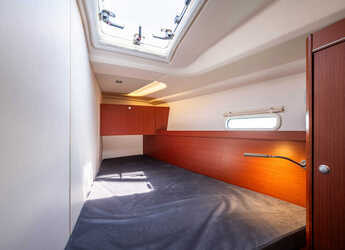 Rent a sailboat in D-Marin Marina Lefkas - Hanse 455
