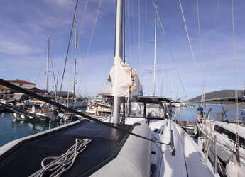 Rent a sailboat in D-Marin Lefkas Marina - Oceanis 40.1