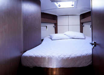 Rent a sailboat in D-Marin Lefkas Marina - Oceanis 40.1