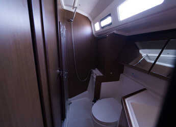 Rent a sailboat in D-Marin Lefkas Marina - Oceanis 40.1