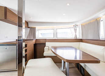 Rent a catamaran in D-Marin Marina Lefkas - Lagoon 42