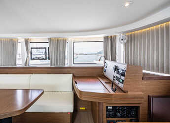 Rent a catamaran in D-Marin Marina Lefkas - Lagoon 42