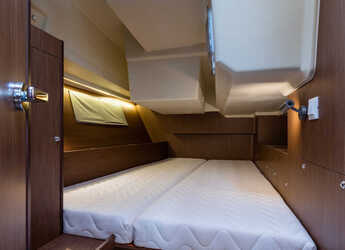 Rent a sailboat in D-Marin Marina Lefkas - Oceanis 41.1