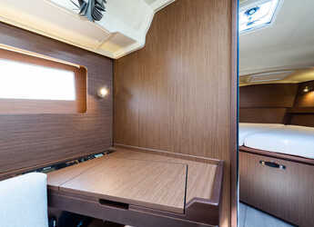 Rent a sailboat in D-Marin Marina Lefkas - Oceanis 41.1