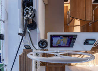 Rent a sailboat in D-Marin Lefkas Marina - Bavaria C45