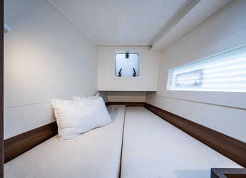 Rent a catamaran in D-Marin Marina Lefkas - Lagoon 40