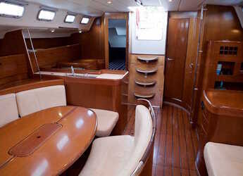 Chartern Sie segelboot in Marina Drage - Beneteau First 47.7