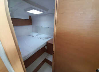 Louer catamaran à Lavrion Marina - Excess 11