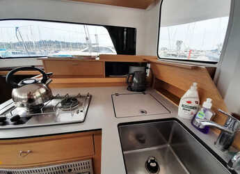 Louer catamaran à Lavrion Marina - Excess 11