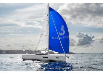 Rent a sailboat in Marina Cala de Medici - Oceanis 37.1
