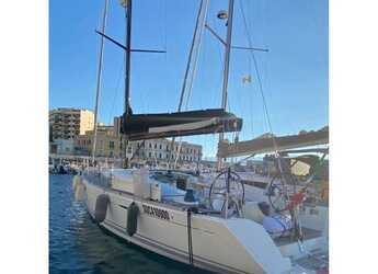 Louer voilier à Reggio Calabria - First 50