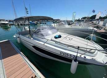 Rent a motorboat in Club Nautic Cambrils - Beneteau Flyer 8 Sundeck