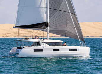 Rent a catamaran in Marina di Asfodeli - Lagoon 46 
