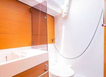 Rent a sailboat in Lefkas Marina - Sun Odyssey 440