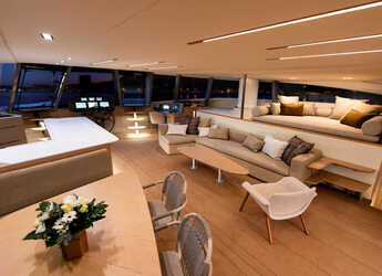 Alquilar catamarán en Porto Olbia - ModX 70