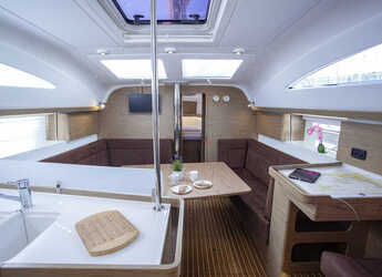 Chartern Sie segelboot in Marina Polesana - Elan  Impression 45.1